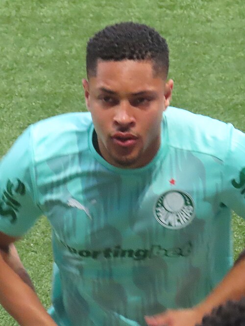 Vitor Roque
