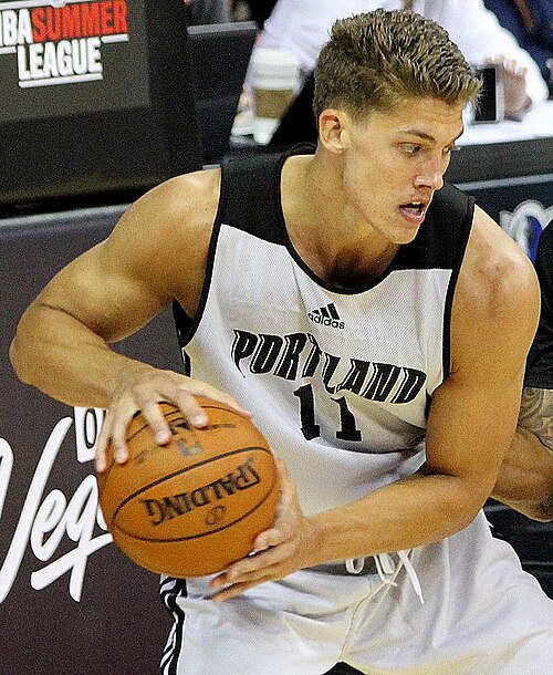 Meyers Leonard