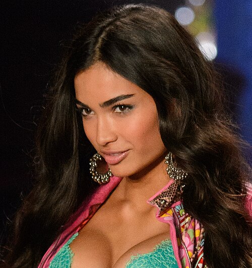 Kelly Gale