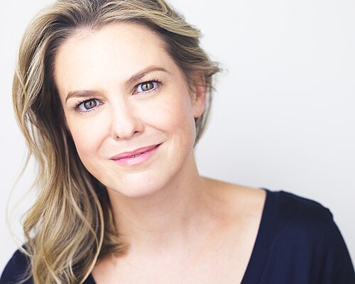 Larisa Oleynik