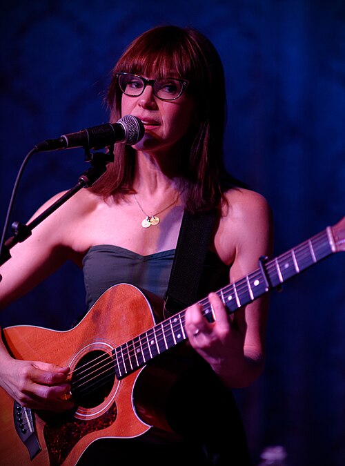 Lisa Loeb