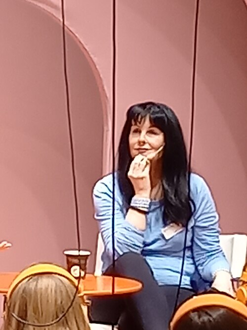 Marian Keyes
