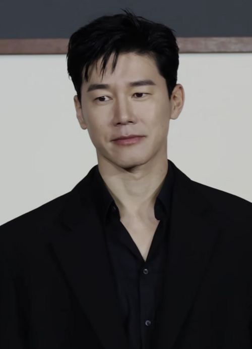 Kim Mu-yeol